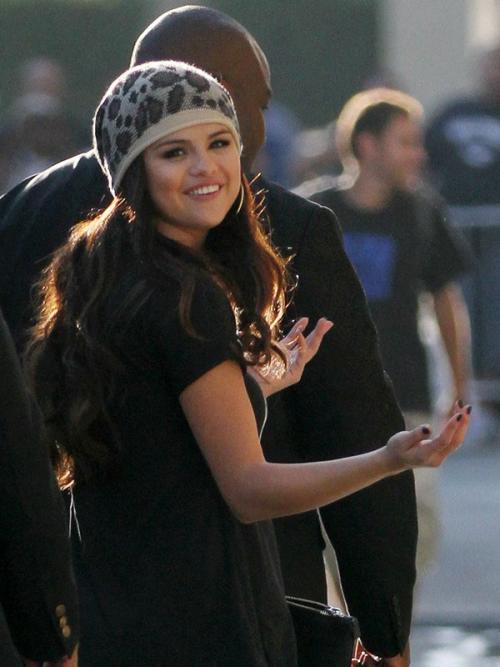 На круглое лицо шапки. Выбор головного убора в зависимости от формы лица (часть 3)