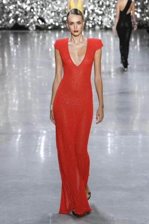 Красное платье 2019. Модное красное платье 2019 – обзор новинок