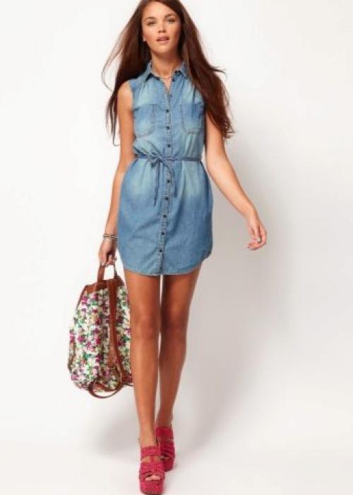 Красное платье черные туфли. Модели и длина платья 02