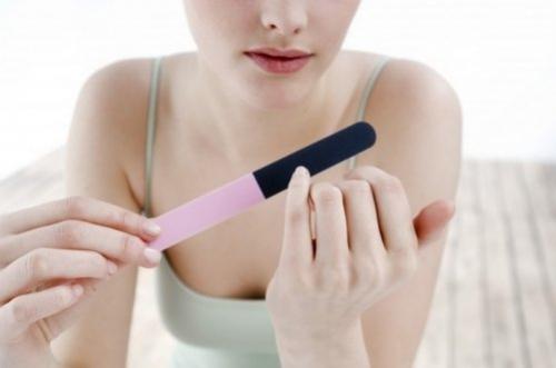 Почему отслаивается гель у кутикулы. Ошибки в технологии маникюра 05 Почему отслаивается гель у кутикулы. Ошибки в технологии маникюра 05