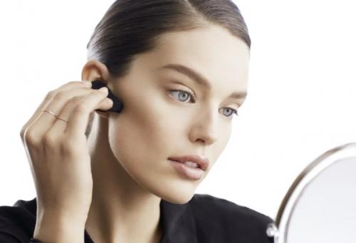 Как делают макияж. Уроки макияжа для начинающих 05 Как делают макияж. Уроки макияжа для начинающих 05