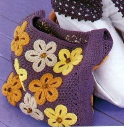 Как украсить вязаную сумку