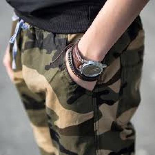 Чиносы женские. Краткий исторический экскурс в прошлое