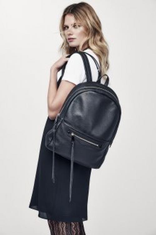 Рюкзак красный с чем носить. Кожаный рюкзак – люксовый аксессуар для любого стиля