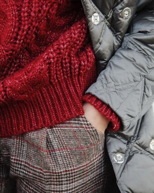 Серый цвет одежды кому идет. Молодящие цвета одежды: минус 5 лет от паспорта