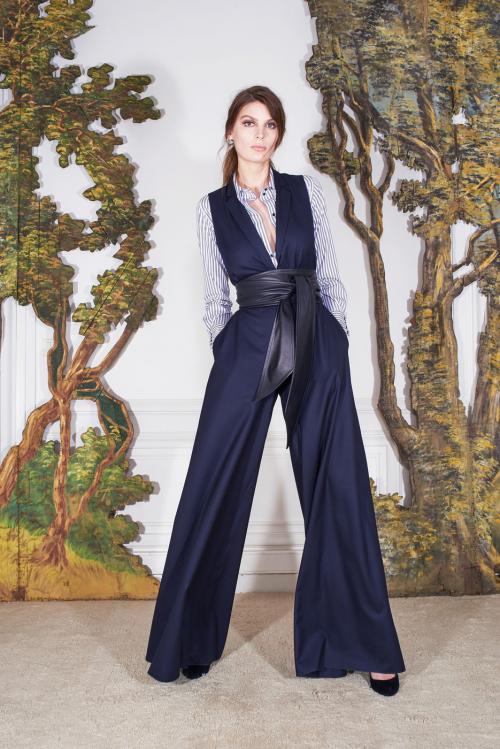 Осенний лук для женщины. Элегантные и вечерние образы осень-зима 22