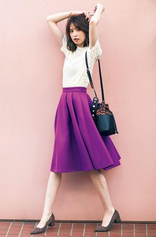 Фиолетовый цвет в моде. Фиолетовый – цвет королей. С чем носить этот цвет богатства?