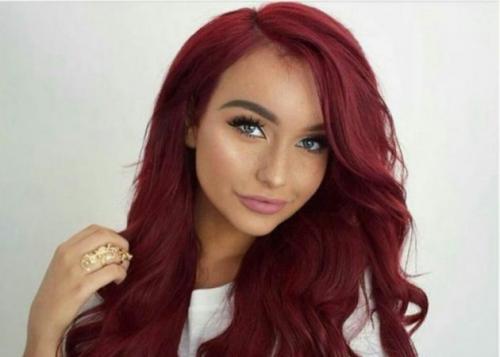 Кому идет бордовый цвет. Яркость и дерзость бордового цвета волос: 17 лучших оттенков