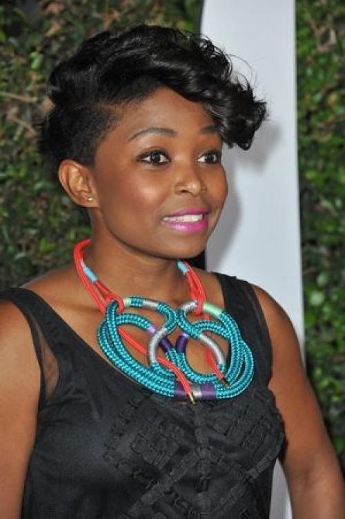 Стрижки для тонких волнистых волос средней длины. Универсальные стрижки на средние вьющиеся волосы – безграничное количество идей для женщин разного возраста 22 Стрижки для тонких волнистых волос средней длины. Универсальные стрижки на средние вьющиеся волосы – безграничное количество идей для женщин разного возраста 22