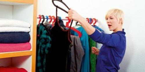 Женская голубая рубашка в полоску с чем носить. Клетка и полоска — фавориты среди принтов женских голубых рубашек 2020 года 19 Женская голубая рубашка в полоску с чем носить. Клетка и полоска — фавориты среди принтов женских голубых рубашек 2020 года 19