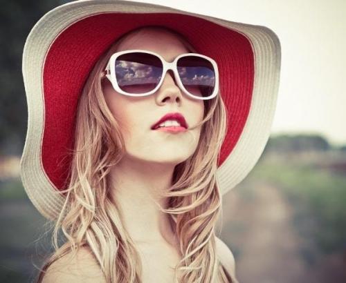 Уход за волосами после осветления. Как восстанавливать волосы после осветления в домашних условиях и в салоне: советы по уходу за волосами после осветления