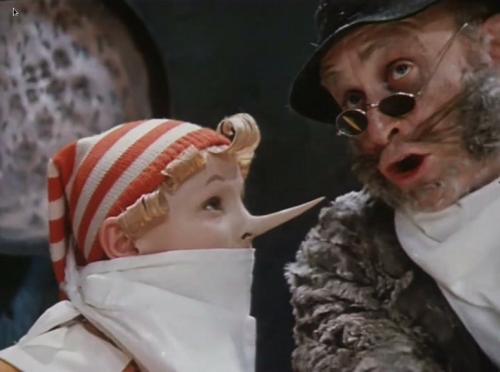 Как сделать костюм лисички своими руками для девочки. Костюм лисы своими руками — идеи и варианта, как сделать ребенку костюм в домашних условиях (фото и видео) 14