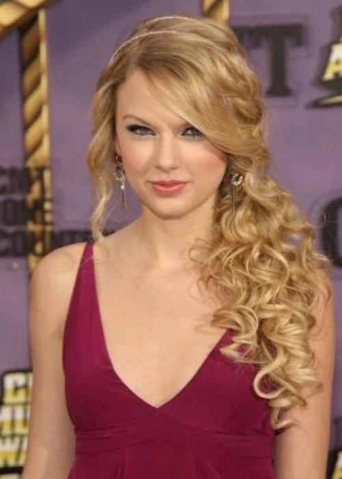 Прически на самой себе легкие. Прически на короткие волосы 21 Прически на самой себе легкие. Прически на короткие волосы 21