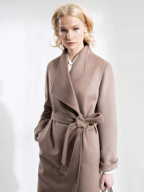 С чем носить пальто халат зимой. Вариации кроя и длины