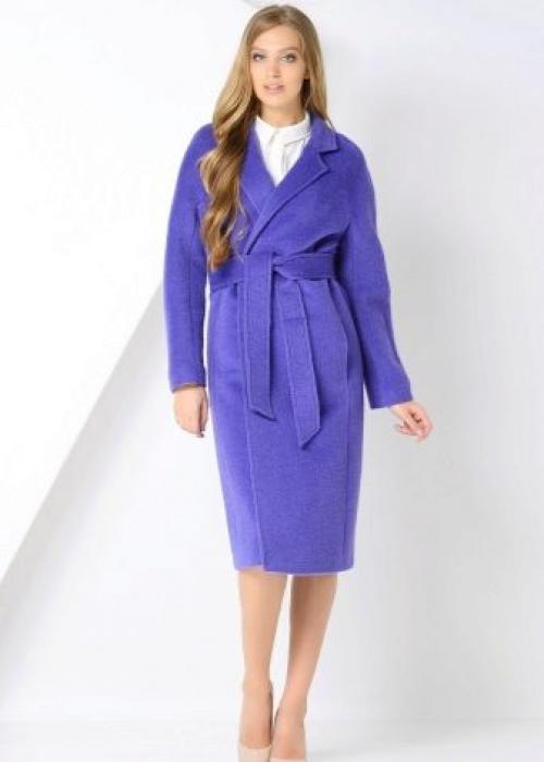 С чем носят пальто халат. С чем носить пальто-халат: фото стильных образов 21