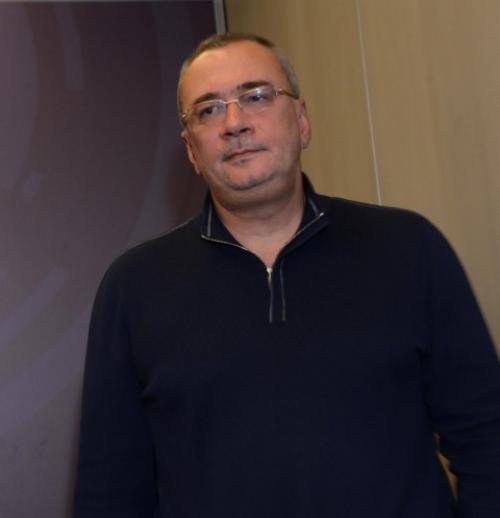 Алиса Меладзе. От прошлого брака с Яной Сумм у композитора трое детей. Если старшая дочь Константина Меладзе Алиса ведет закрытый образ жизни, то младшая Лия с удовольствием демонстрирует новые фото, по которым заметно, как она выросла.