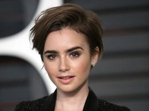 Какая стрижка подойдет для полного круглого лица. Короткие стрижки для круглого лица: какие подойдут, а какие нет 23 Какая стрижка подойдет для полного круглого лица. Короткие стрижки для круглого лица: какие подойдут, а какие нет 23