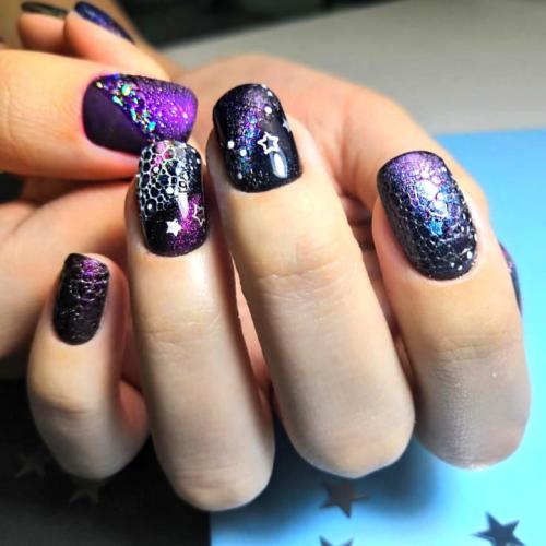 Почему цветной гель-лак отслаивается от базы. Почему гель-лак не держится на ногтях?