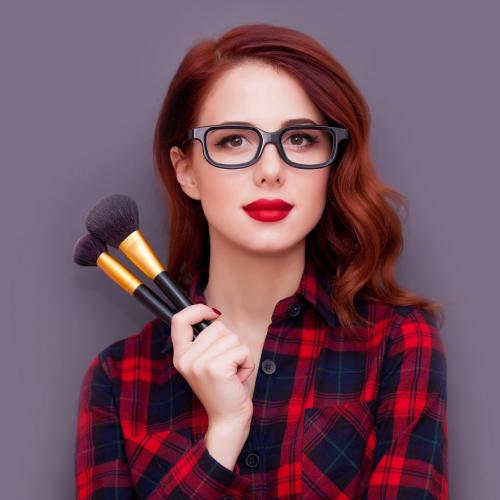 Какая оправа очков. Как выбрать очки по форме лица 10