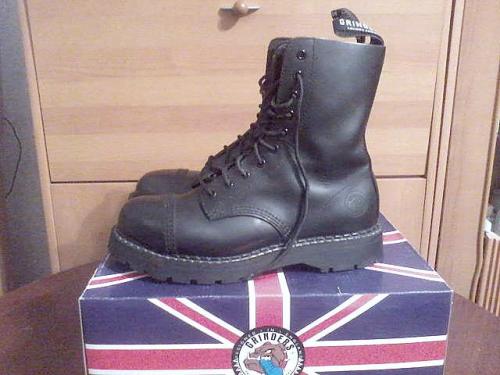 С какой сумкой носить берцы. С чем носить мужские берцы