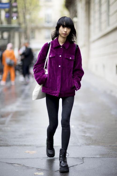 Ежевичный цвет в одежде. Цвет «ежевика» в одежде