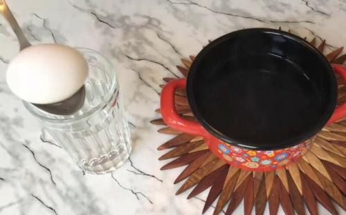 Что надо для цезаря с курицей. Готовим классический салат цезарь с курицей и сухариками