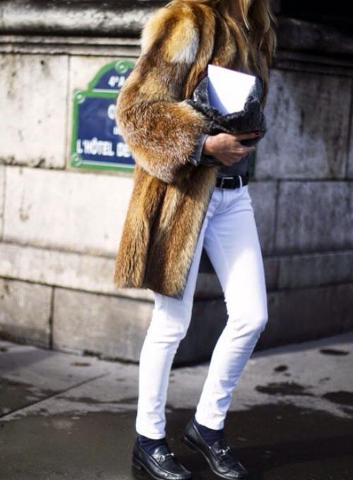 Какого цвета джинсы носить зимой. Светлые джинсы зимой: «за», «против» и как носить