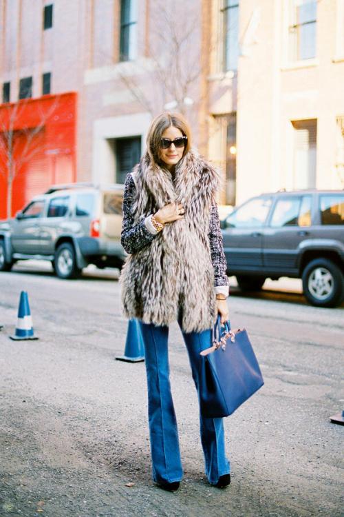 Рваные джинсы зимой с чем носить. Фасон