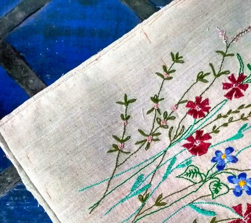Как украсить шоппер. Эко-сумка шоппер с вышивкой: мастер-класс по изготовлению. Модный шоппинг с заботой о природе!