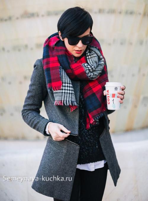 Идеи и схемы, как завязать ШАРФ и платок на пальто. ПЛАТОК и ШАРФ на пальто (25 идей, как завязать).