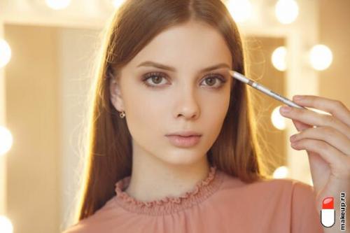 Как сделать макияж быстро и красиво. Основы макияжа для начинающих