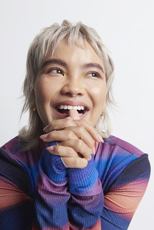 Как подстричь челку косую. Как подстричь косую челку