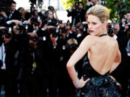 Мастер-класс: как сделать прическу 'Французская ракушка' за 10 минут 07 Мастер-класс: как сделать прическу 'Французская ракушка' за 10 минут 07