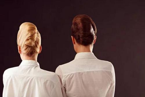 Какие средства для стайлинга лучше использовать для прически НЕБРЕЖНАЯ ракушка. Вариации прически ракушка