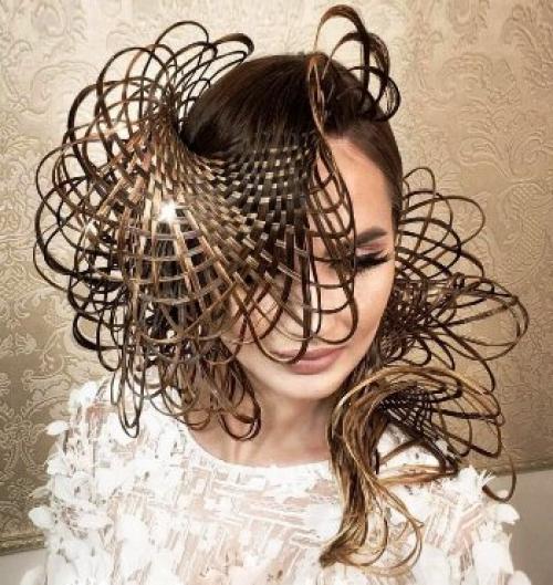 Прическа 'ракушка': как Георгий Кот вдохнул новую жизнь в классический стиль 09 Прическа 'ракушка': как Георгий Кот вдохнул новую жизнь в классический стиль 09