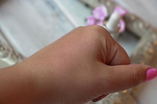 Жидкие румяна для лица. Жидкие румяна, что это?