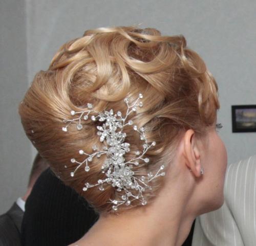 Как правильно использовать лак для волос при создании ракушки. Прическа ракушка — 95 фото вариаций прически. Оригинальная прическа на все случаи жизни: классическая ракушка, ракушка без жгута