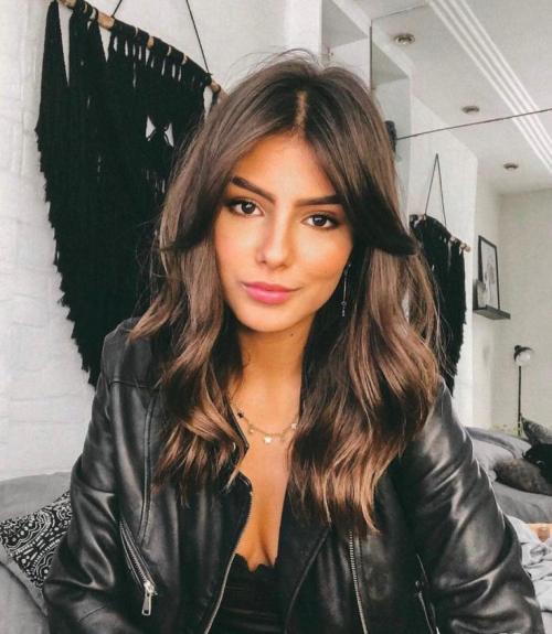 Рваная челка с удлинением по бокам, как стричь. (+90 фото) Длинная челка на две стороны