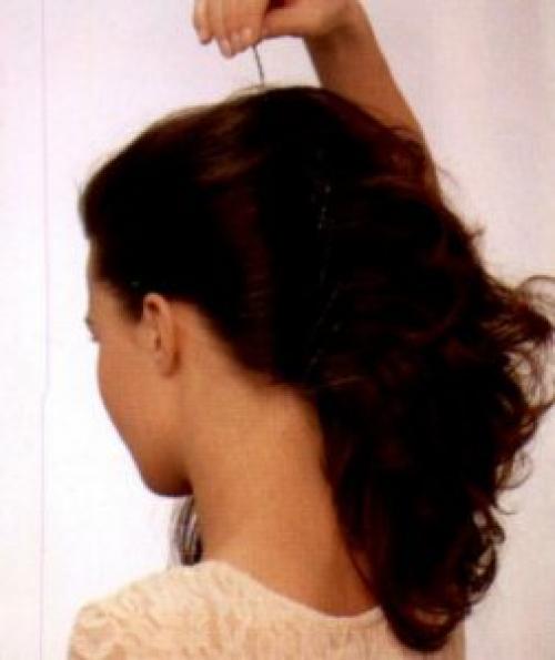 Как сделать французский пучок: пошаговая инструкция 23 Как сделать французский пучок: пошаговая инструкция 23