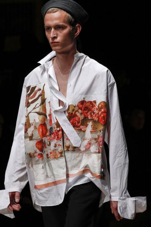 С чем носить черную рубашку оверсайз мужчине. Особенности стиля оверсайз для мужчин