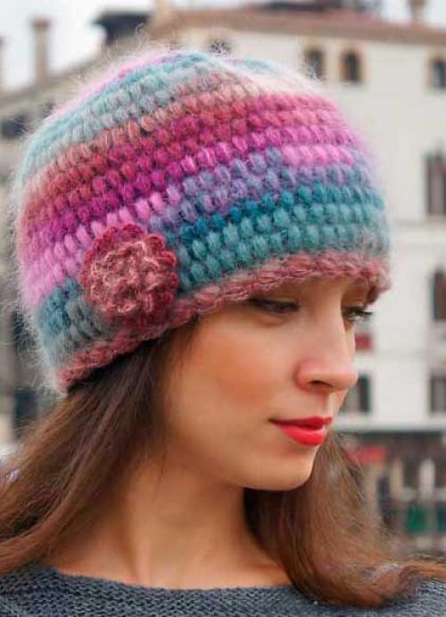 Вязание шапочки пошагово своими руками. Вяжем крючком модные шапки, подборка схем и описаний