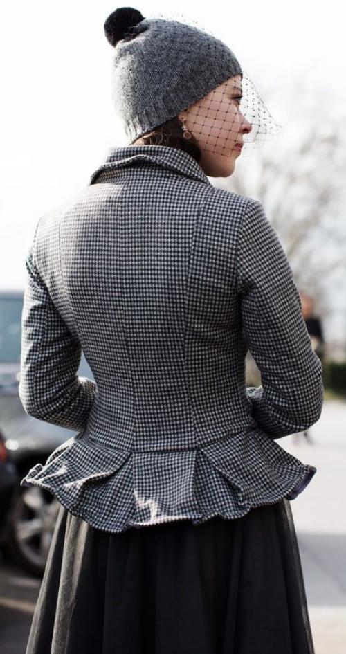 Идеи, как украсить шапку. Как украсить шапку стразами своими руками (фото) 11 Идеи, как украсить шапку. Как украсить шапку стразами своими руками (фото) 11