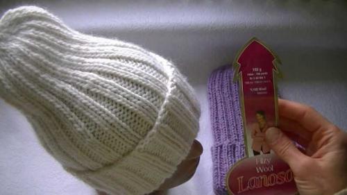 Как сшить вязаную шапку с отворотом. Как вяжется шапка с отворотом спицами или резинкой: пошаговые инструкции для начинающих