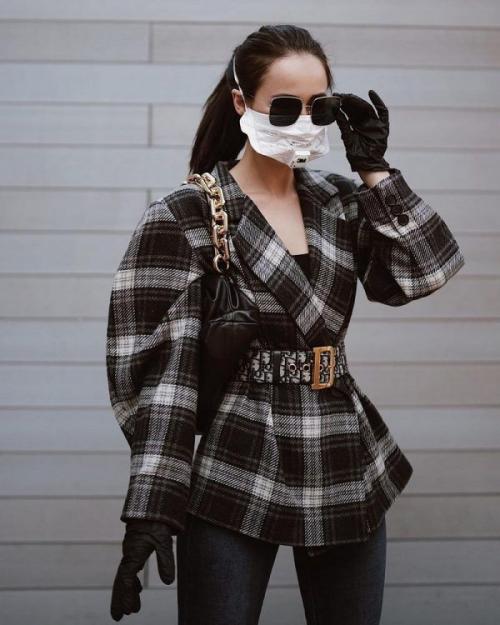 8 стильных образов для женщин посл.  Чек-лист базовой одежды 10