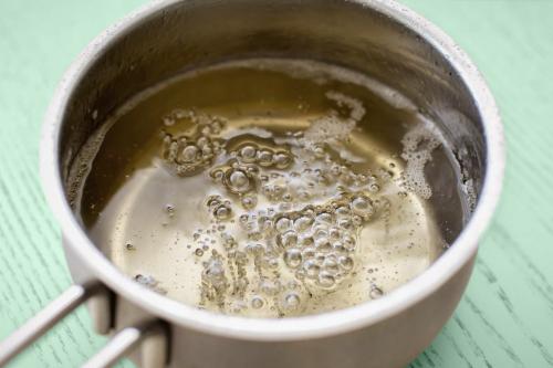 Как использовать крахмал или муку для загущения крема. Простые и надежные способы загустить жидкий крем для торта