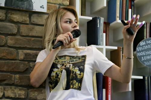 Как выбрать идеальные брюки. Простой и подробный гид по выбору идеальных брюк для каждого типа фигуры 20