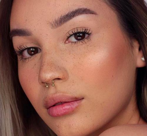 Можно ли использовать масло для волос для роста бровей. Ценная капля: как использовать масло для бровей и ресниц?