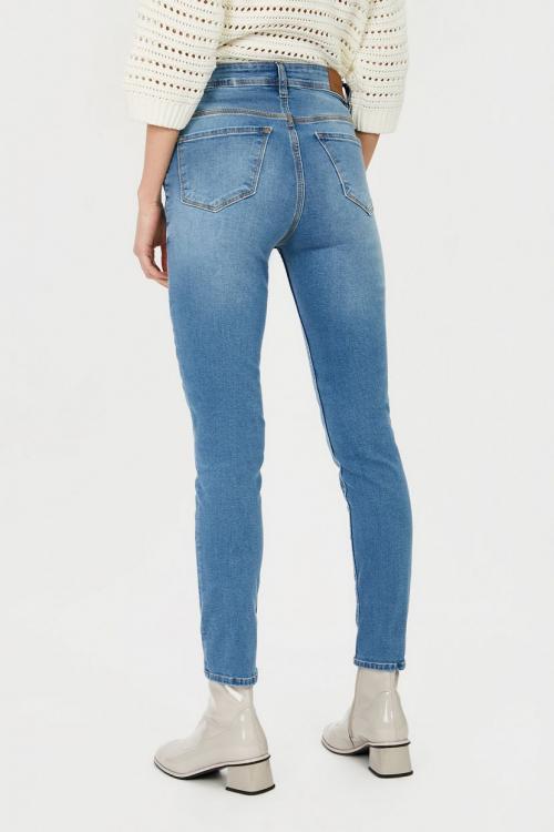 Как одеваться женщине посл.  Основные табу в одежде для женщин 30 лет 04