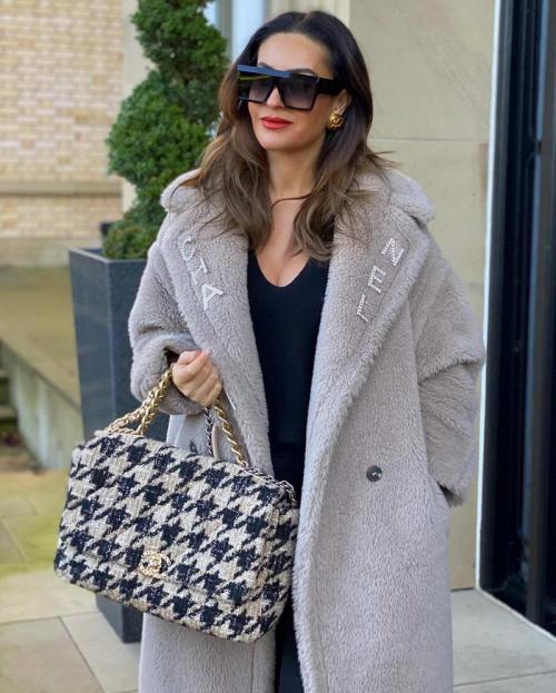 15 беспроигрышных способов носить белые брюки.. Тренд все белое набирает обороты: актуальные модели белоснежных брюк на весну и стильные сочетания 09 15 беспроигрышных способов носить белые брюки.. Тренд все белое набирает обороты: актуальные модели белоснежных брюк на весну и стильные сочетания 09