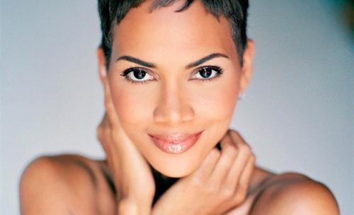 Самый редкий цвет глаз в россии. Самый необычный цвет глаз в мире. Топ редких цветов глаз у людей